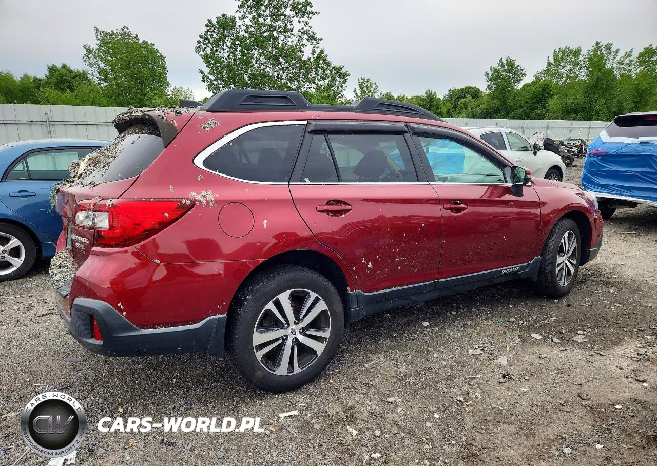 2018 Subaru Outback 3.6R Limited VIN:4S4BSENC6J3280957 - 3