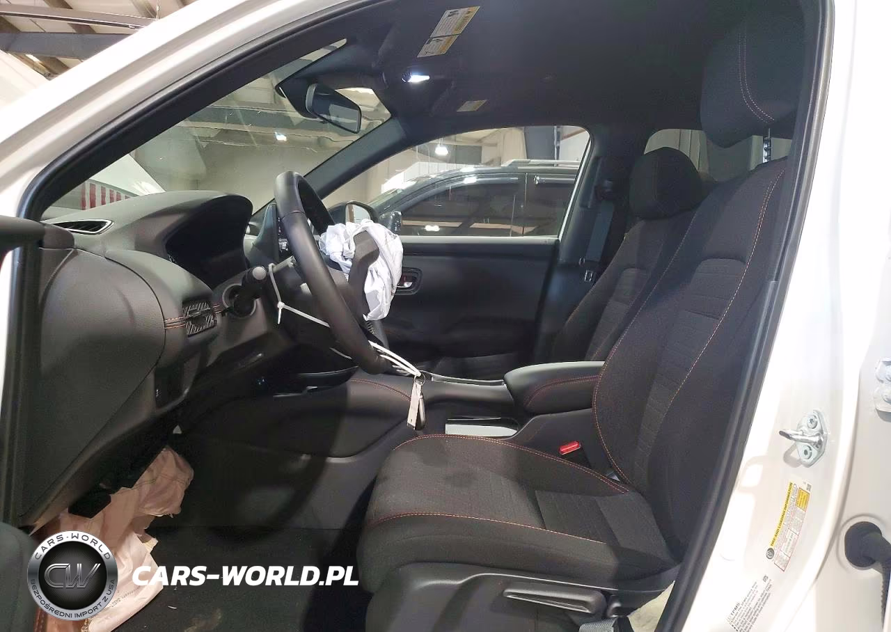 2026 Honda Hr-V Sport VIN:3CZRZ2H54TM713925 - 7
