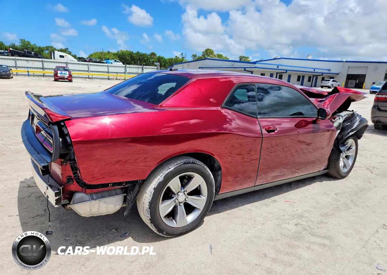 2021 Dodge Challenger Sxt VIN:2C3CDZAG7MH502883 - 3