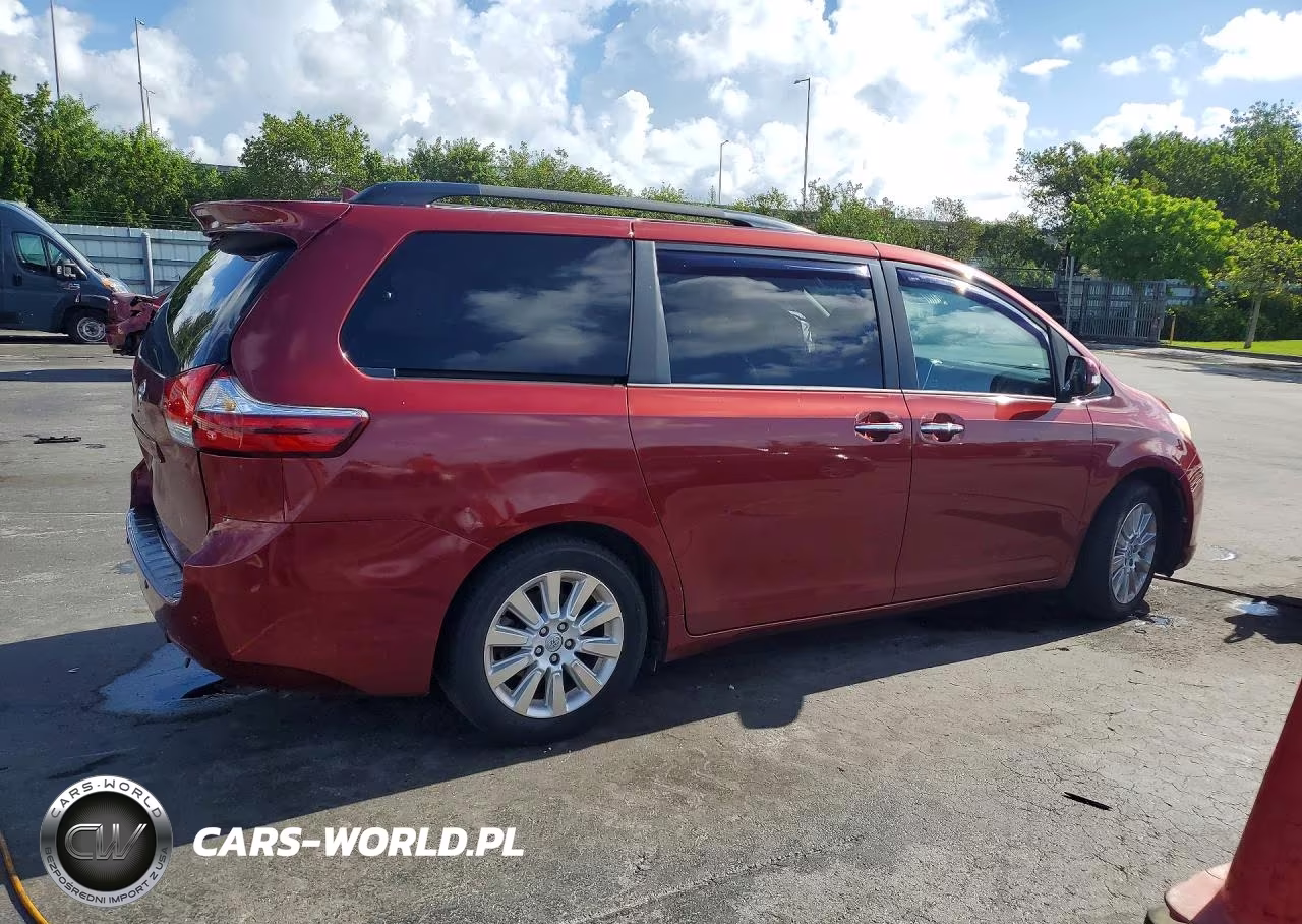2015 Toyota Sienna Limited 7-Passenger VIN:5TDYK3DC6FS639055 - 3