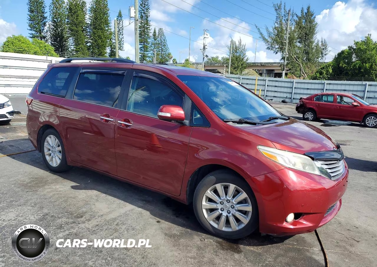 2015 Toyota Sienna Limited 7-Passenger VIN:5TDYK3DC6FS639055 - 4