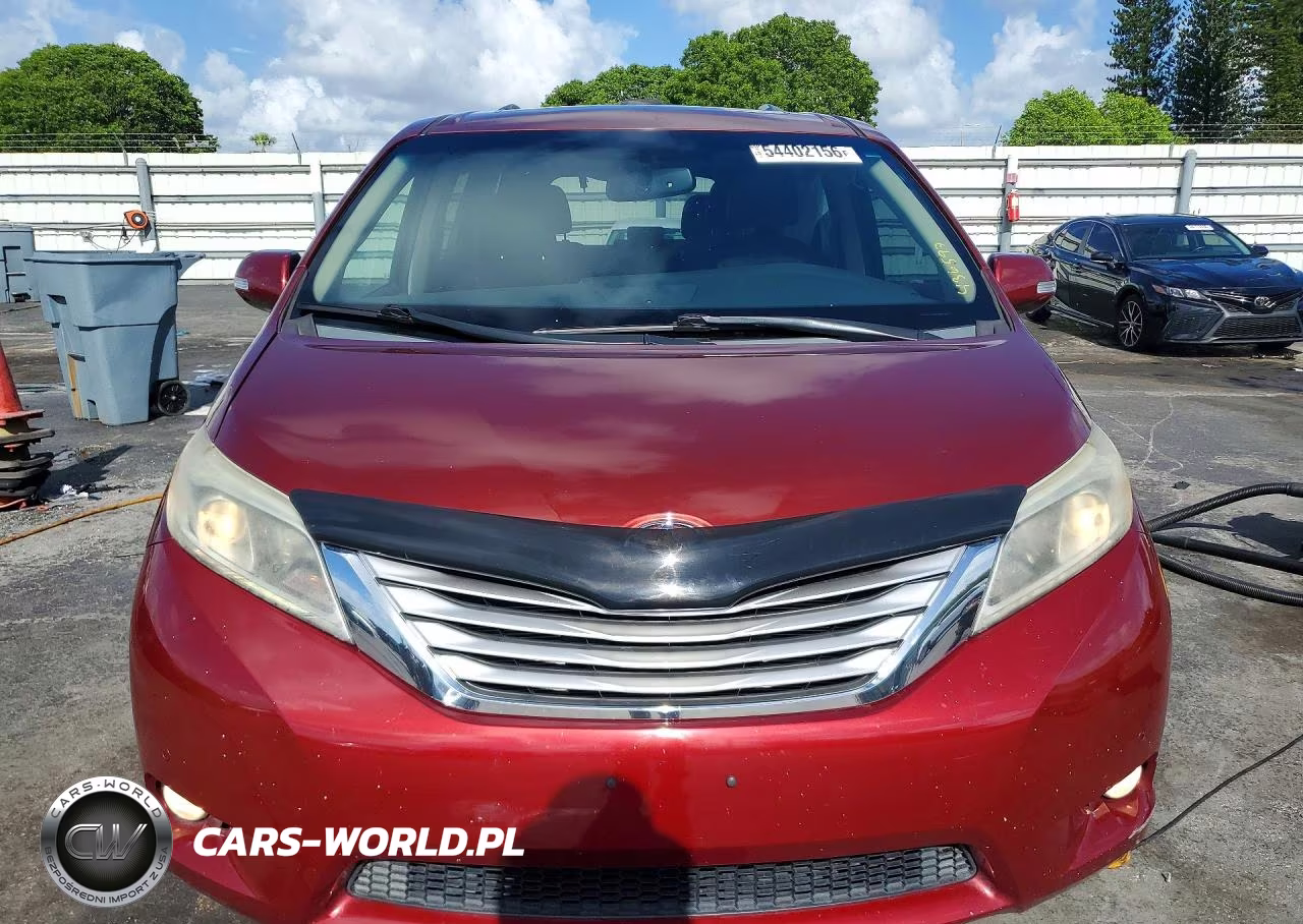 2015 Toyota Sienna Limited 7-Passenger VIN:5TDYK3DC6FS639055 - 5