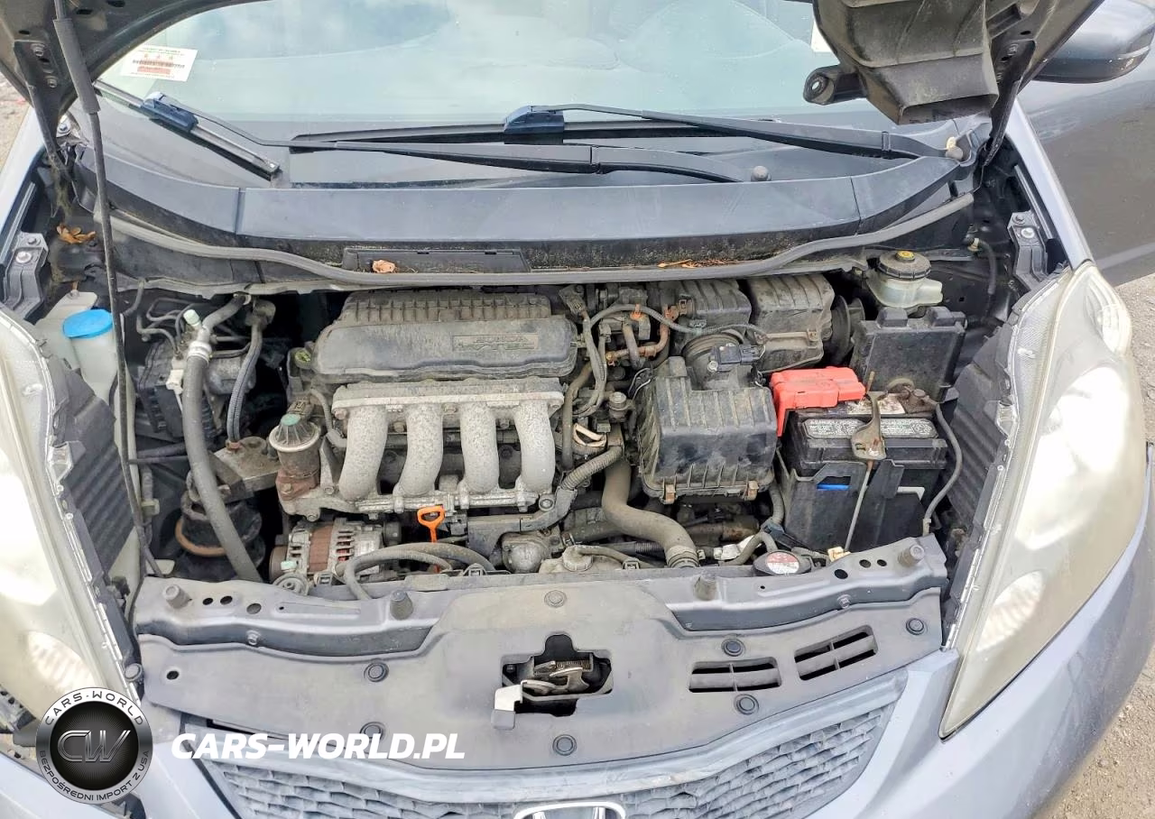 2013 Honda Fit VIN:JHMGE8H38DC005625 - 11