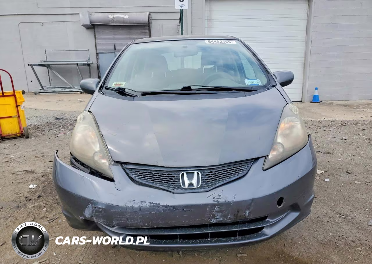 2013 Honda Fit VIN:JHMGE8H38DC005625 - 5