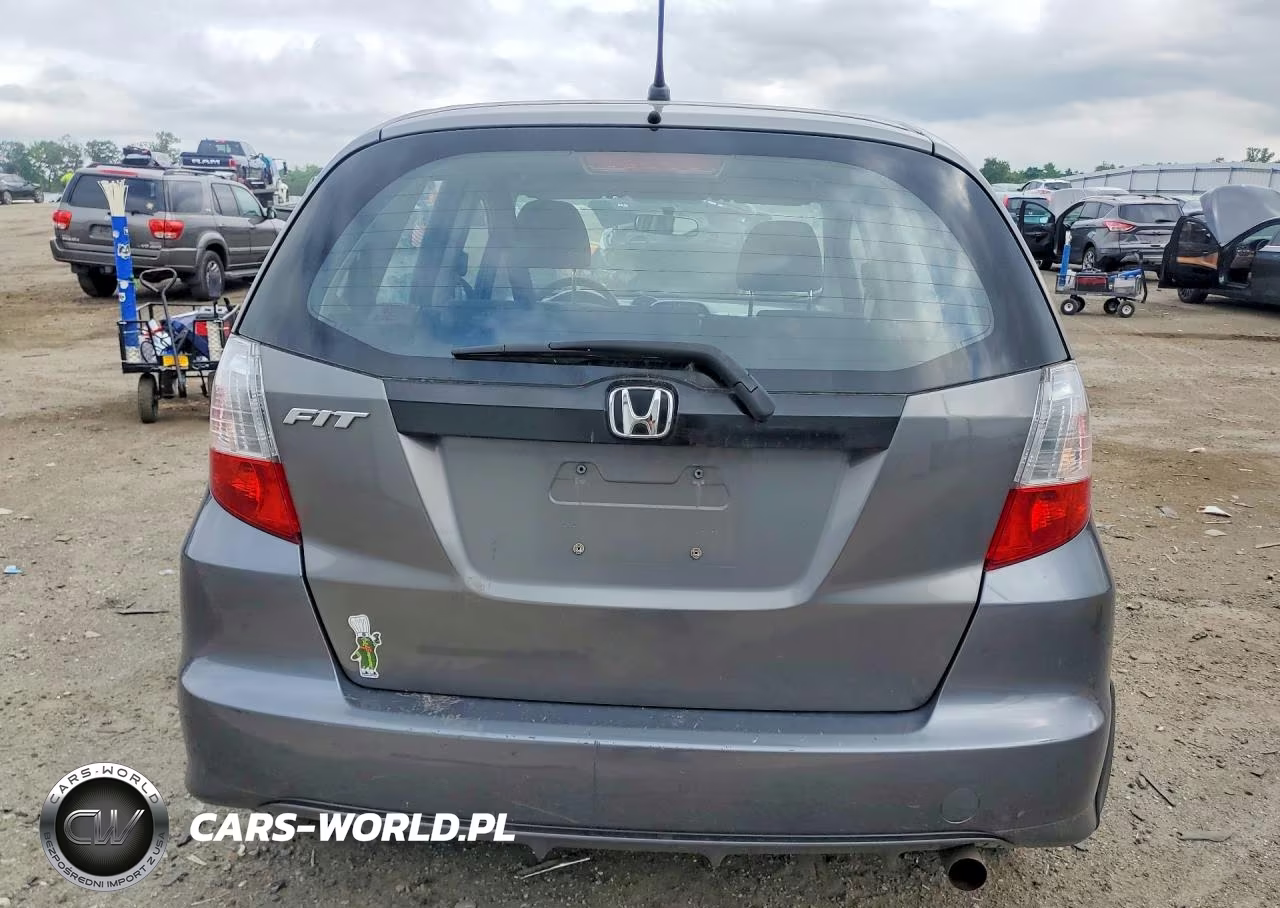 2013 Honda Fit VIN:JHMGE8H38DC005625 - 6