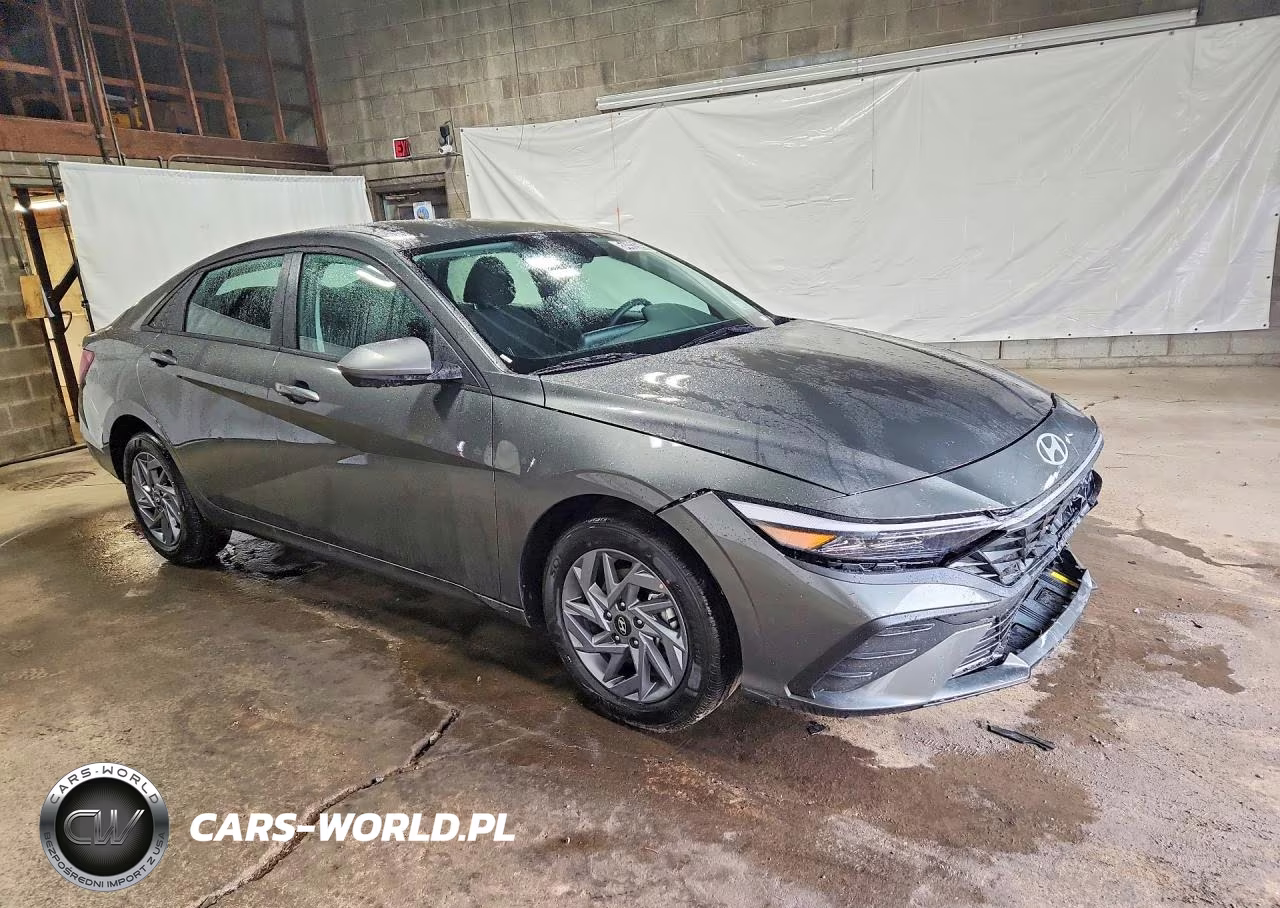 2026 Hyundai Elantra Hybrid Blue VIN:KMHLM4DJ9TU201982 - 4