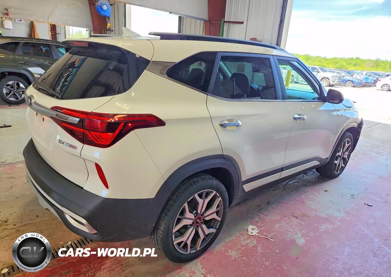 2021 Kia Seltos Sx VIN:KNDETCA20M7042101 - 3