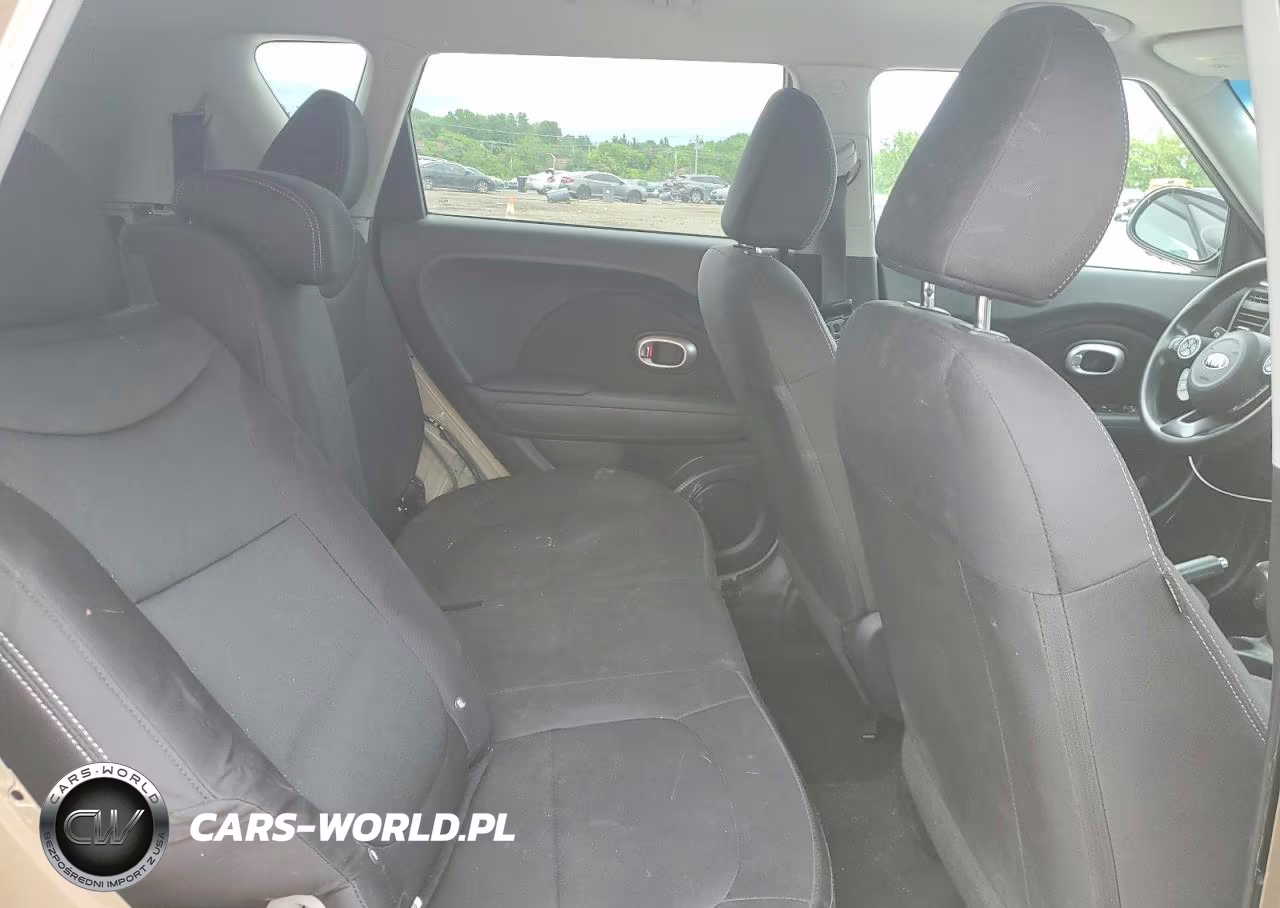 2015 Kia Soul Base VIN:KNDJN2A25F7222082 - 10