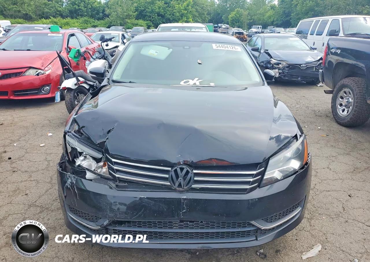 2015 Volkswagen Passat S VIN:1VWAT7A37FC017203 - 5