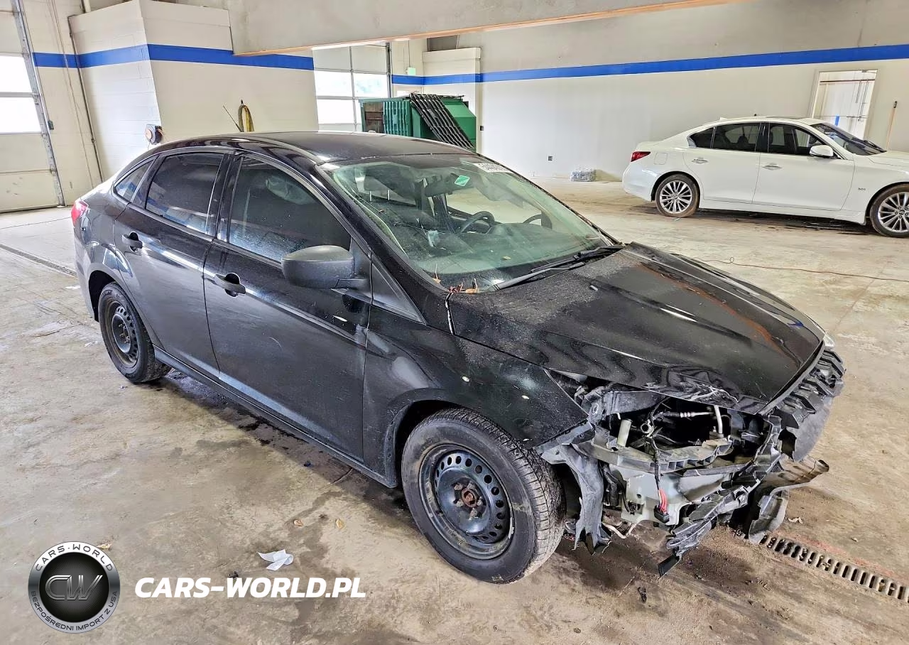 2017 Ford Focus S VIN:1FADP3E27HL324281 - 4