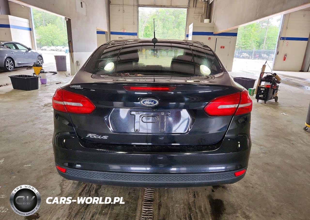2017 Ford Focus S VIN:1FADP3E27HL324281 - 6