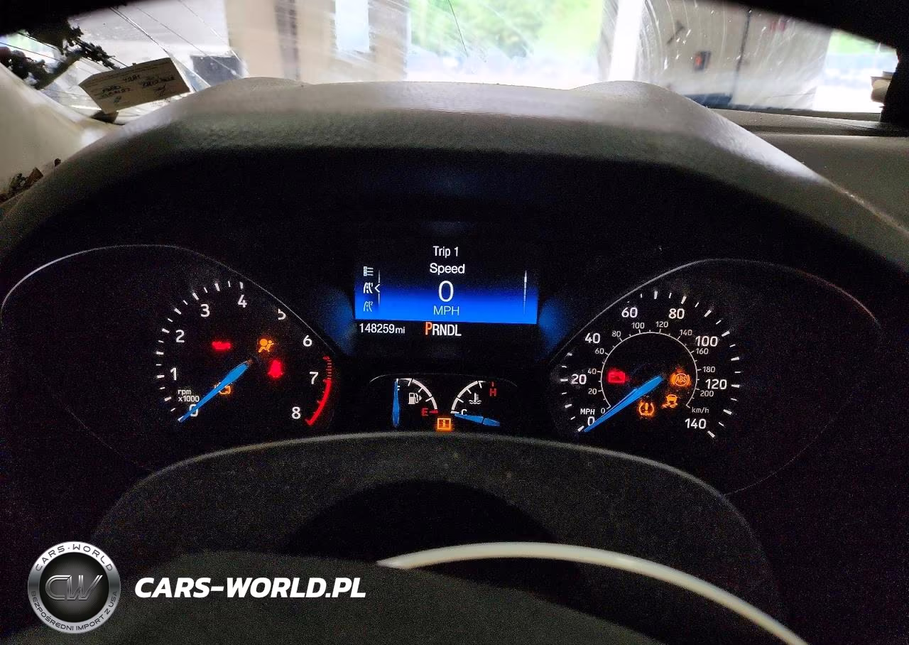 2017 Ford Focus S VIN:1FADP3E27HL324281 - 9