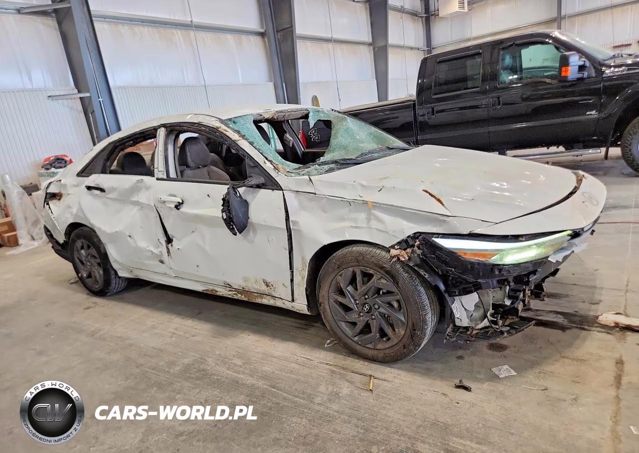 2024 Hyundai Elantra Sel VIN:KMHLM4DG1RU676930 - 4