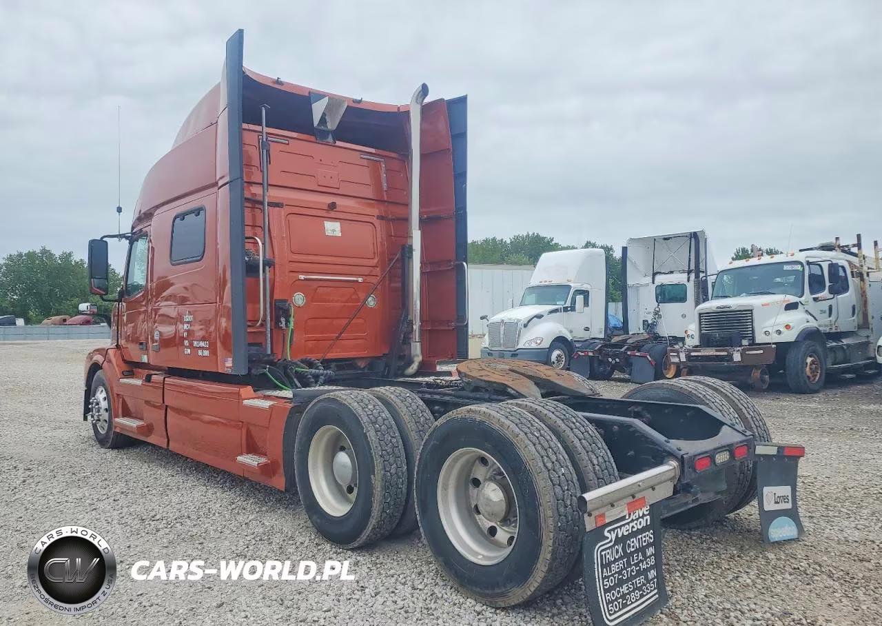 2013 Volvo Vn Vnl - Semi Truck VIN:4V4NC9EH9DN140433 - 3
