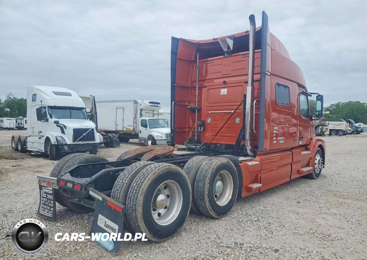 2013 Volvo Vn Vnl - Semi Truck VIN:4V4NC9EH9DN140433 - 4