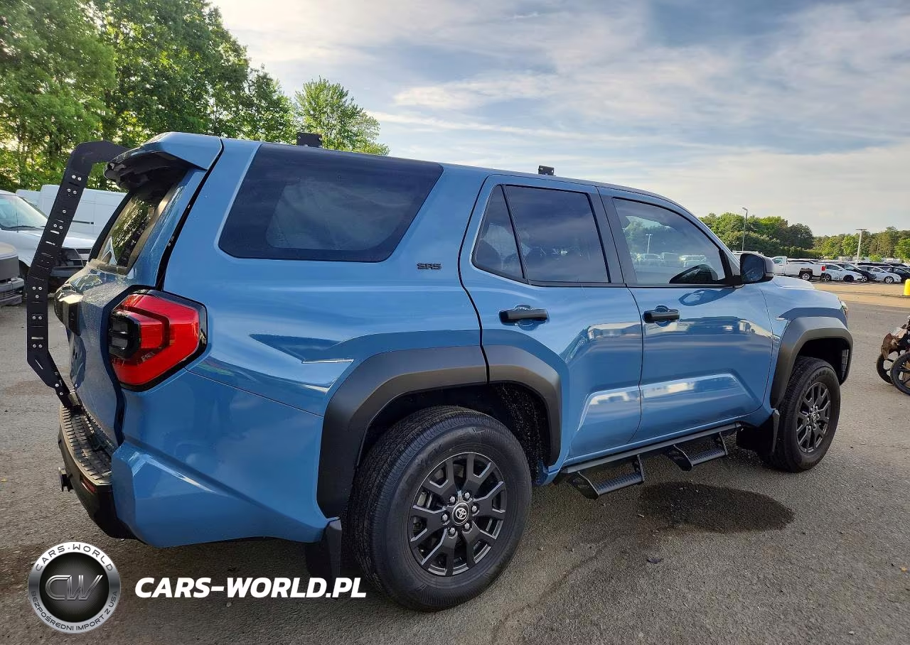 2025 Toyota 4Runner Sr5 VIN:JTEVA5BR6S5002705 - 3