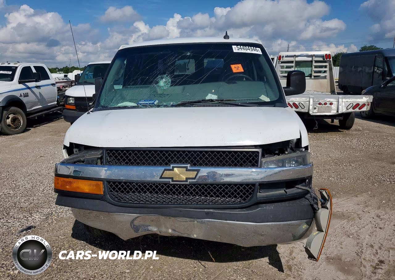 2018 Chevrolet Express G3500 Lt VIN:1GAZGPFG3J1229342 - 5