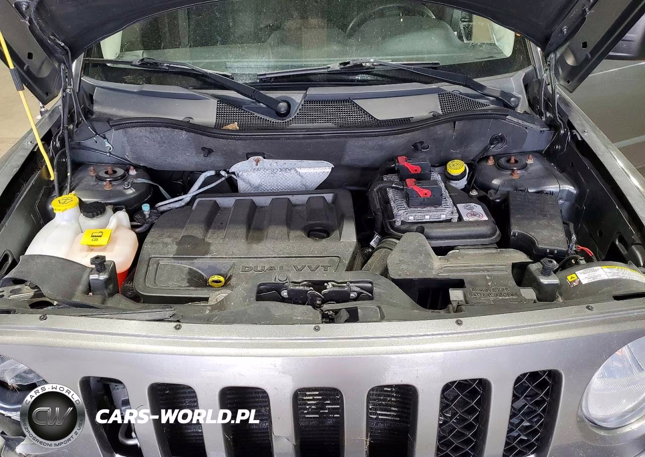 2012 Jeep Patriot Sport VIN:1C4NJRBB5CD688743 - 12