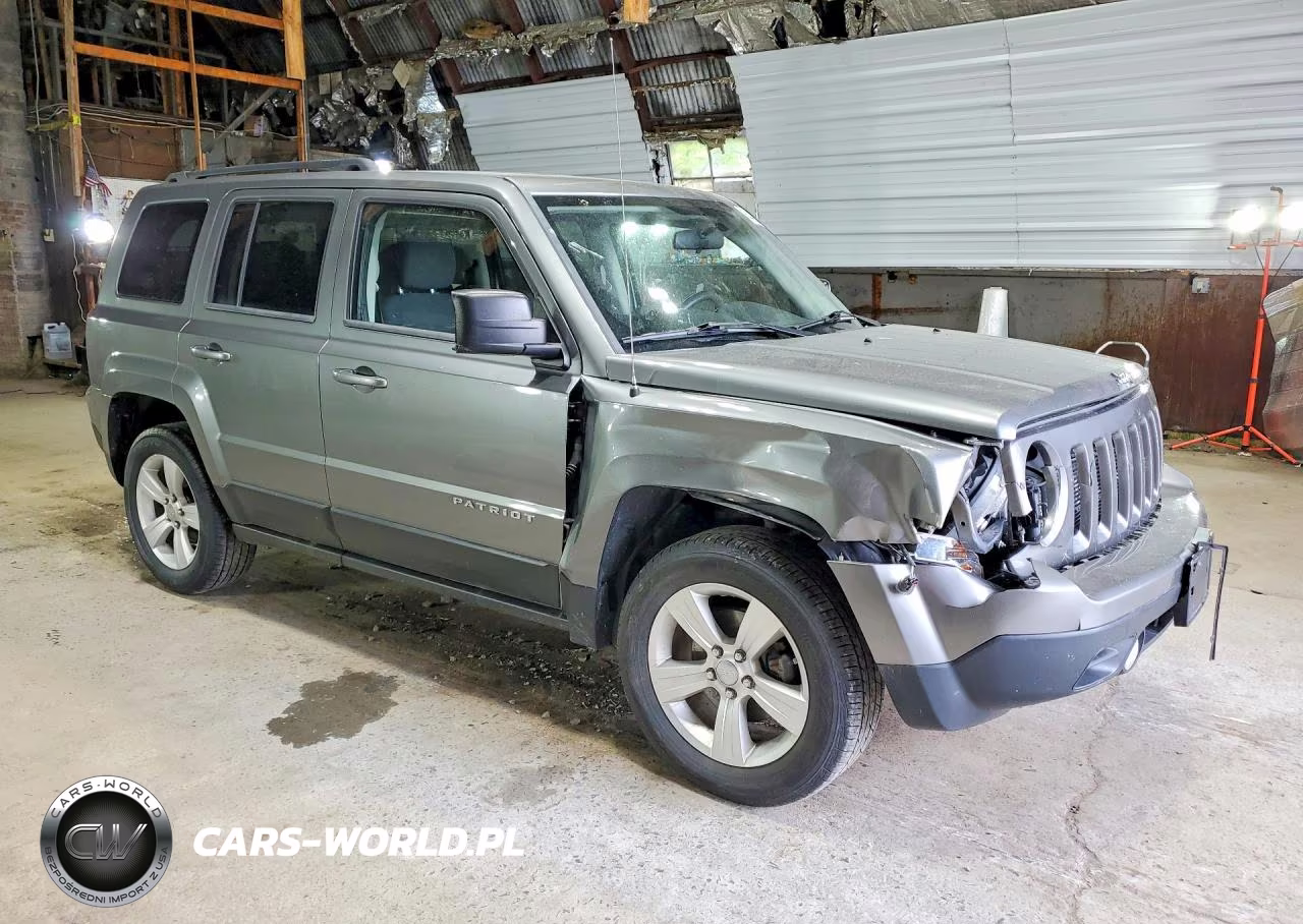 2012 Jeep Patriot Sport VIN:1C4NJRBB5CD688743 - 4