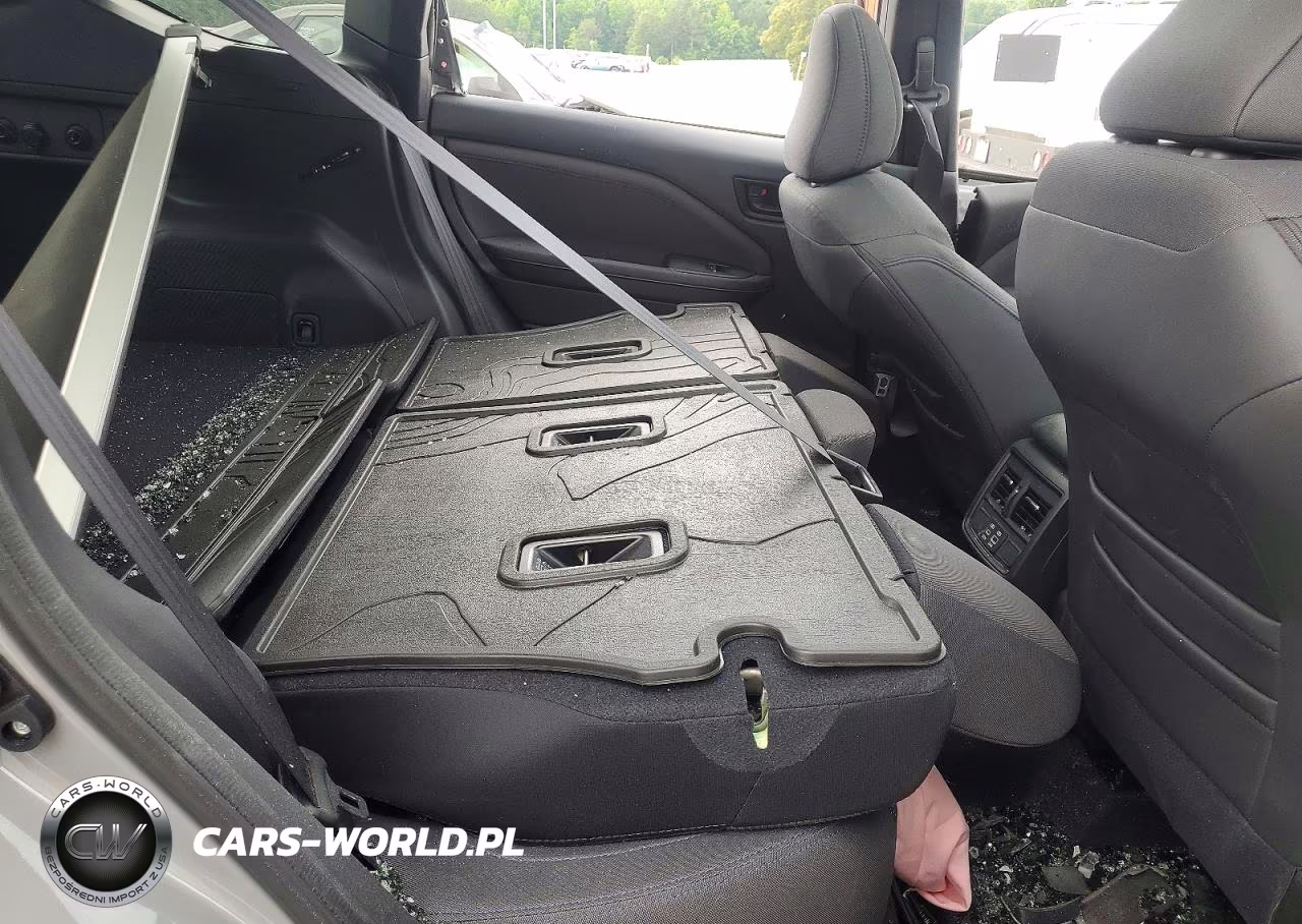 2025 Subaru Forester Premium VIN:JF2SLDDC6SH416099 - 11