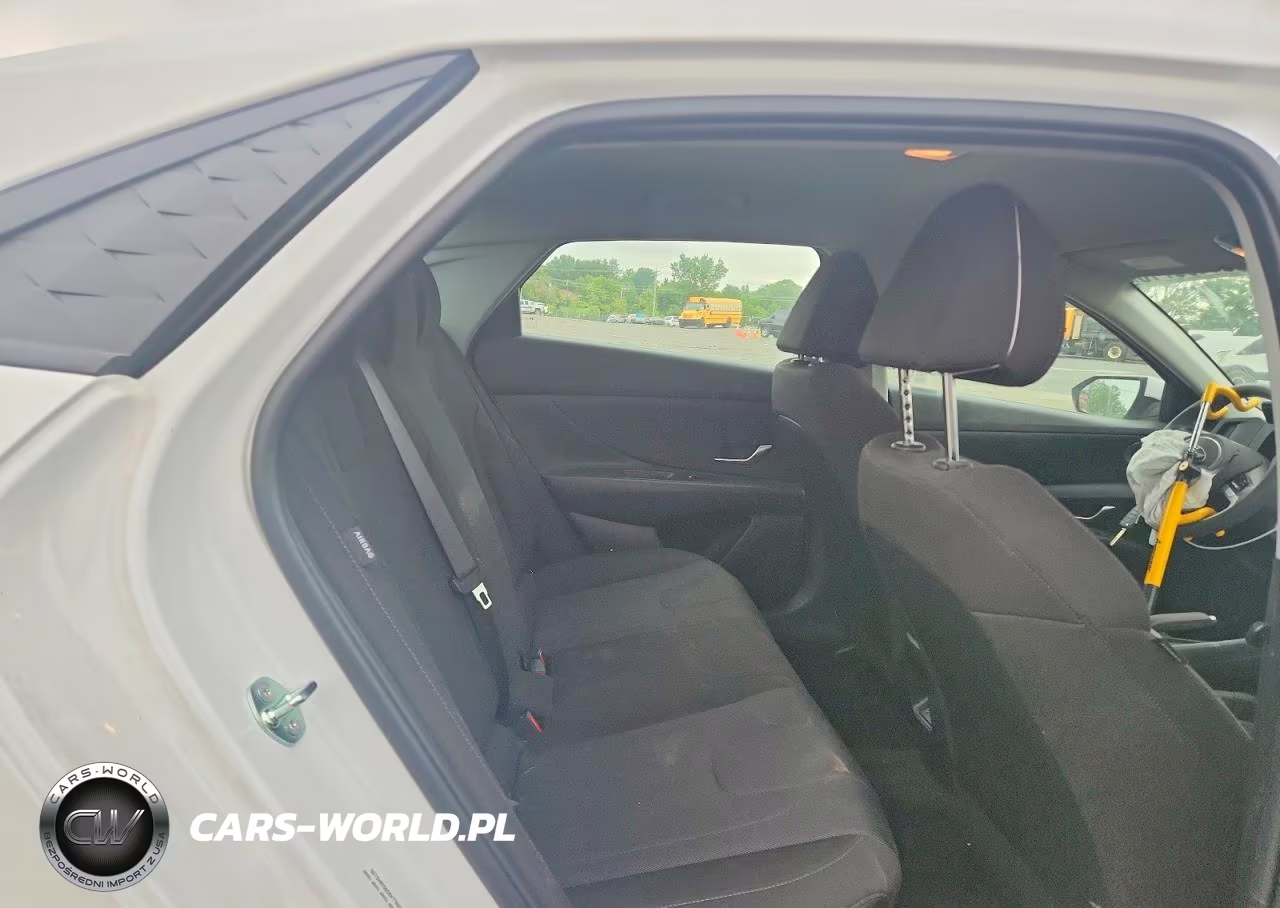 2025 Hyundai Elantra Se VIN:KMHLL4DG9SU045139 - 10