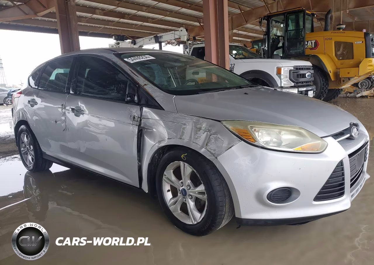2013 Ford Focus Se VIN:1FADP3K24DL155674 - 4