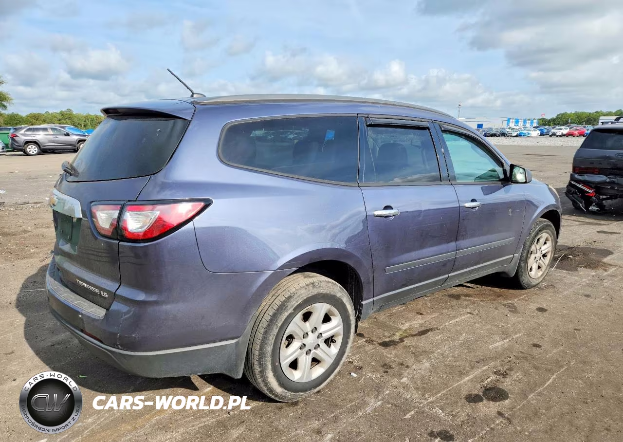 2014 Chevrolet Traverse Ls VIN:1GNKRFKD7EJ278338 - 3