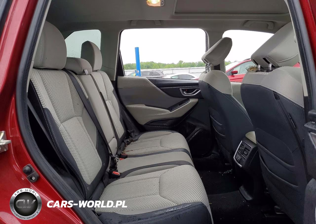 2021 Subaru Forester Premium VIN:JF2SKAJC8MH504466 - 10