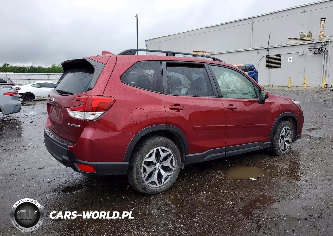 2021 Subaru Forester Premium VIN:JF2SKAJC8MH504466 - 3