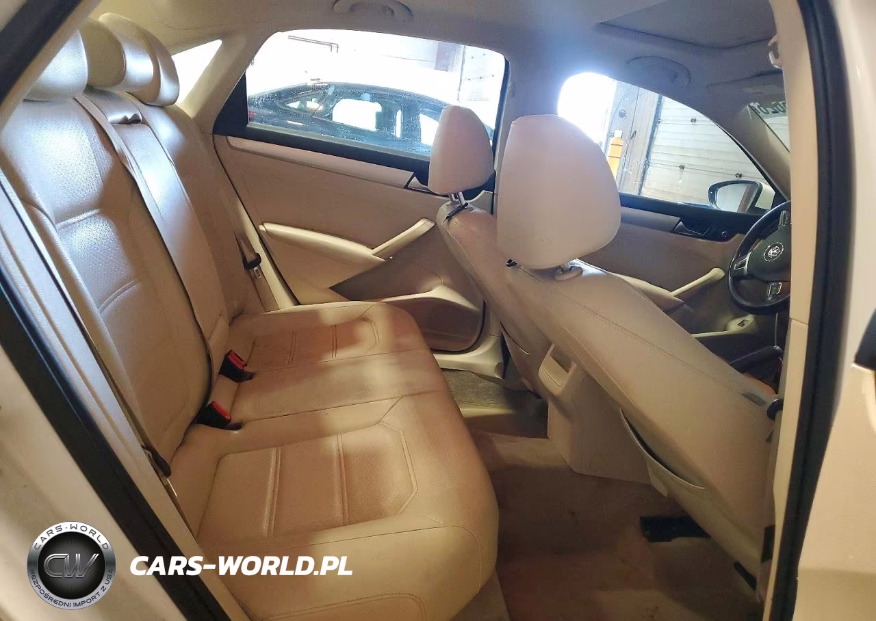 2012 Volkswagen Passat Se VIN:1VWBP7A38CC032894 - 10