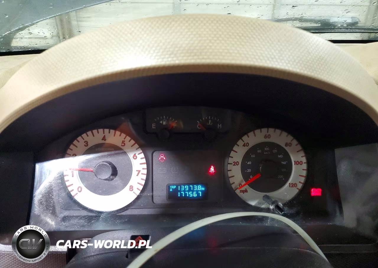 2008 Mazda Tribute I VIN:4F2CZ02Z18KM07498 - 9