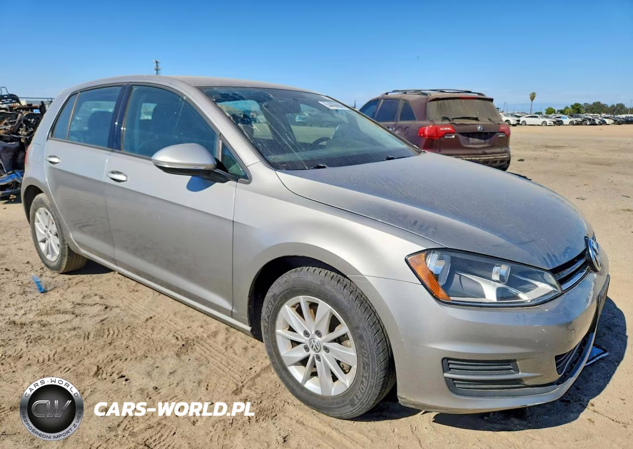 2015 Volkswagen Golf VIN:3VW217AU1FM022818 - 4