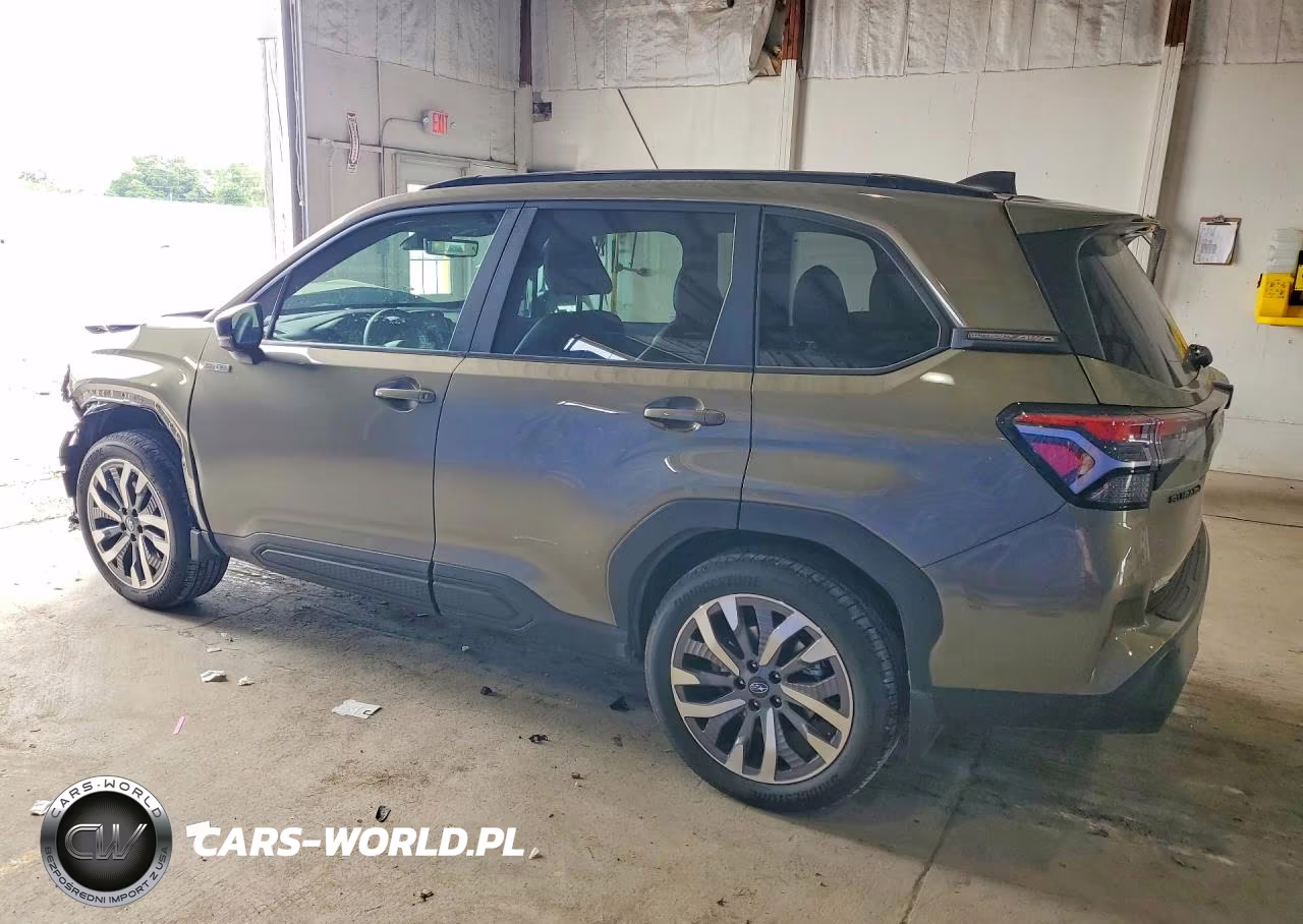 2025 Subaru Forester Touring VIN:JF2SLSTD3SH443534 - 2