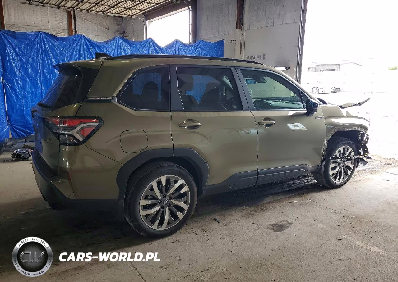 2025 Subaru Forester Touring VIN:JF2SLSTD3SH443534 - 3