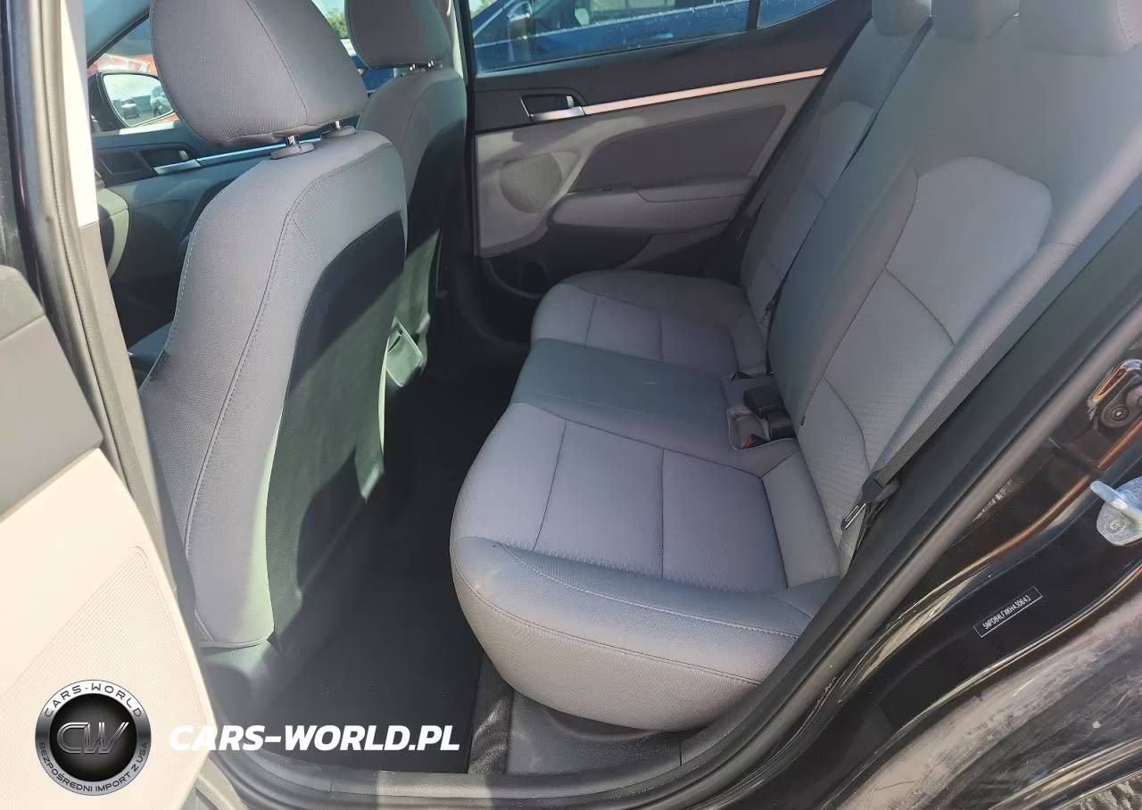2019 Hyundai Elantra Value Edition VIN:5NPD84LFXKH430643 - 10