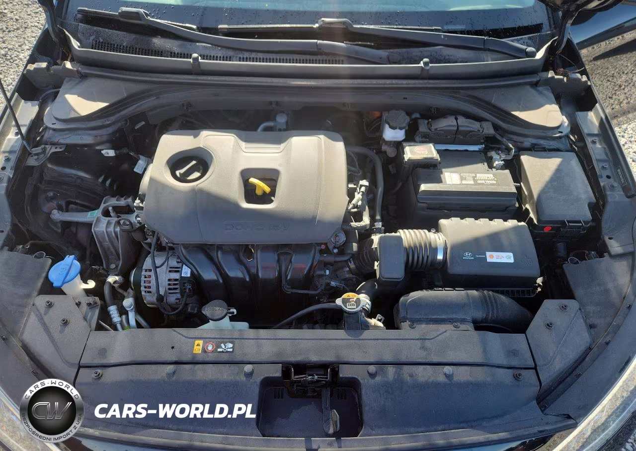 2019 Hyundai Elantra Value Edition VIN:5NPD84LFXKH430643 - 11