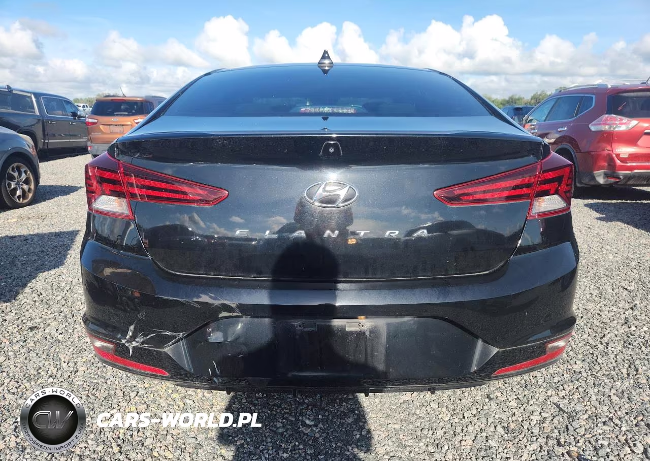 2019 Hyundai Elantra Value Edition VIN:5NPD84LFXKH430643 - 6