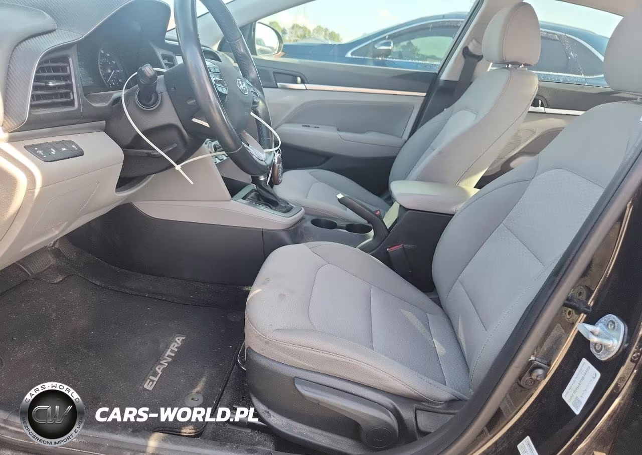 2019 Hyundai Elantra Value Edition VIN:5NPD84LFXKH430643 - 7