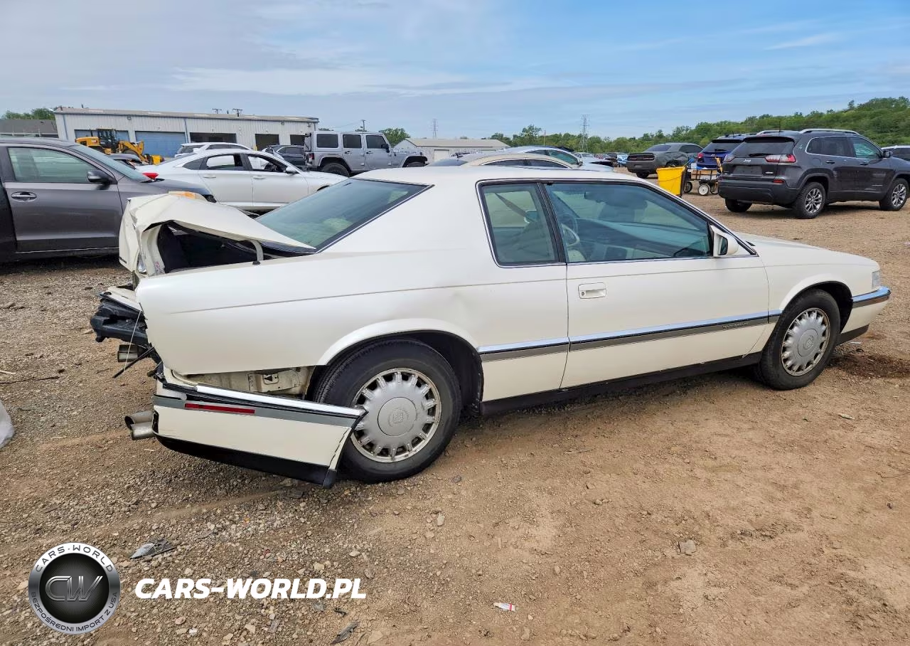1993 Cadillac Eldorado Touring VIN:1G6EL129XPU618933 - 3