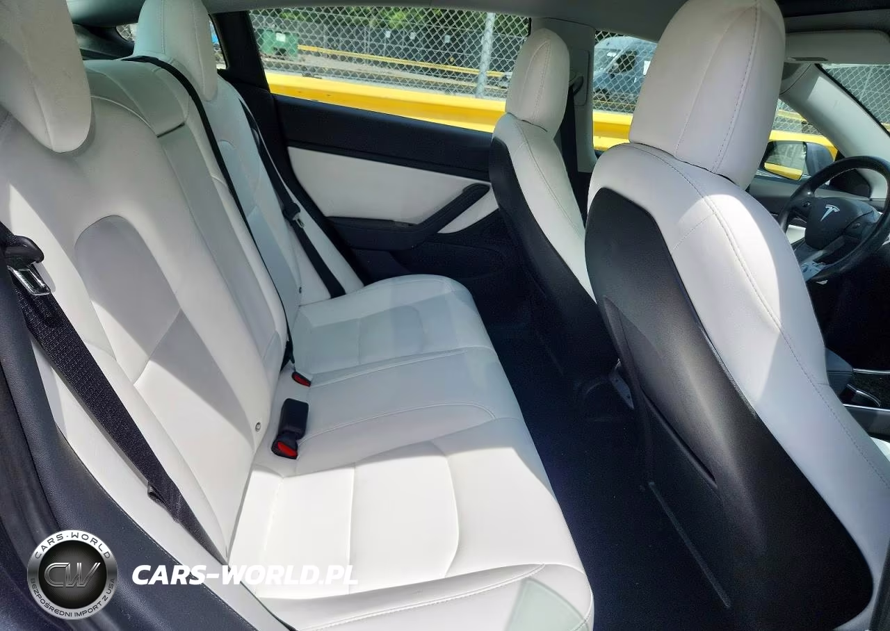 2018 Tesla Model 3 VIN:5YJ3E1EB8JF170205 - 10