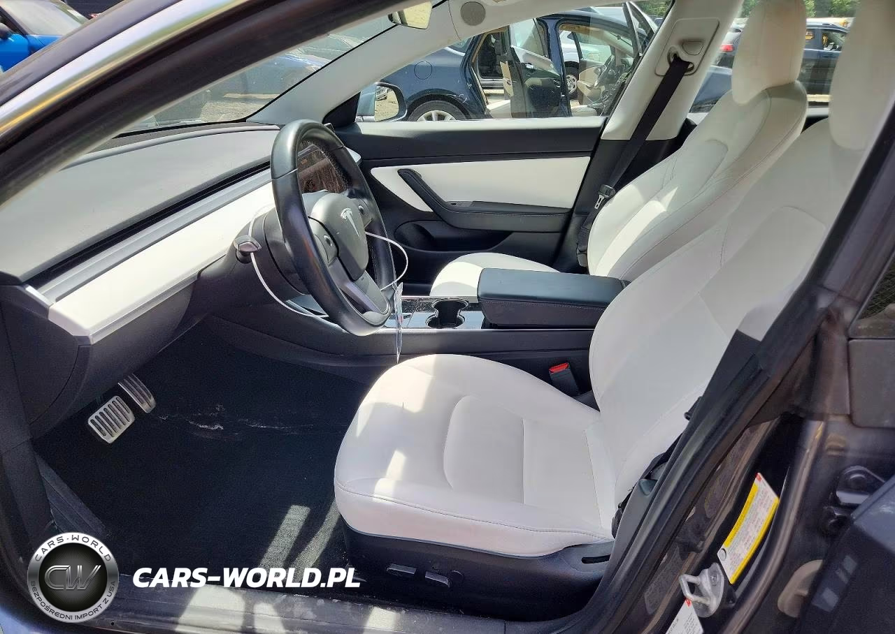 2018 Tesla Model 3 VIN:5YJ3E1EB8JF170205 - 7