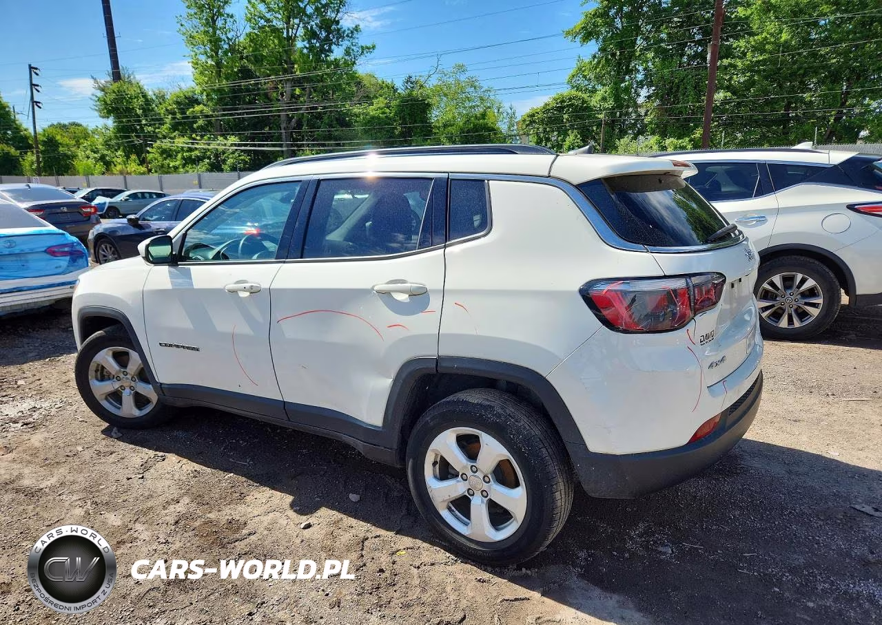 2019 Jeep Compass Latitude VIN:3C4NJDBB2KT801205 - 2