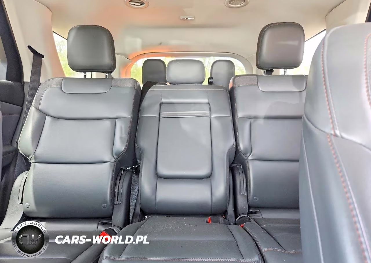 2025 Ford Explorer Active VIN:1FMUK8DH6SGA92182 - 10