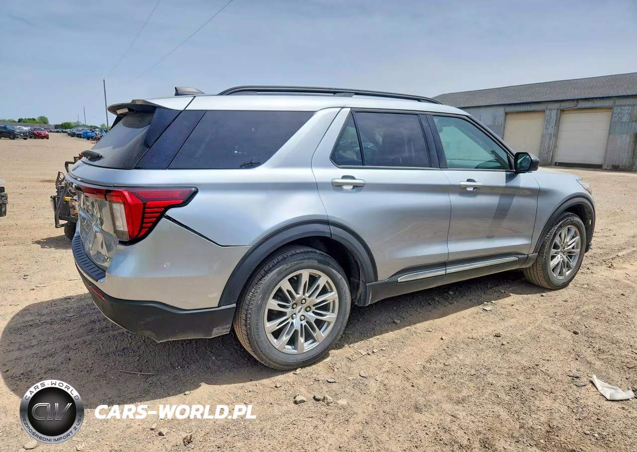 2025 Ford Explorer Active VIN:1FMUK8DH6SGA92182 - 3