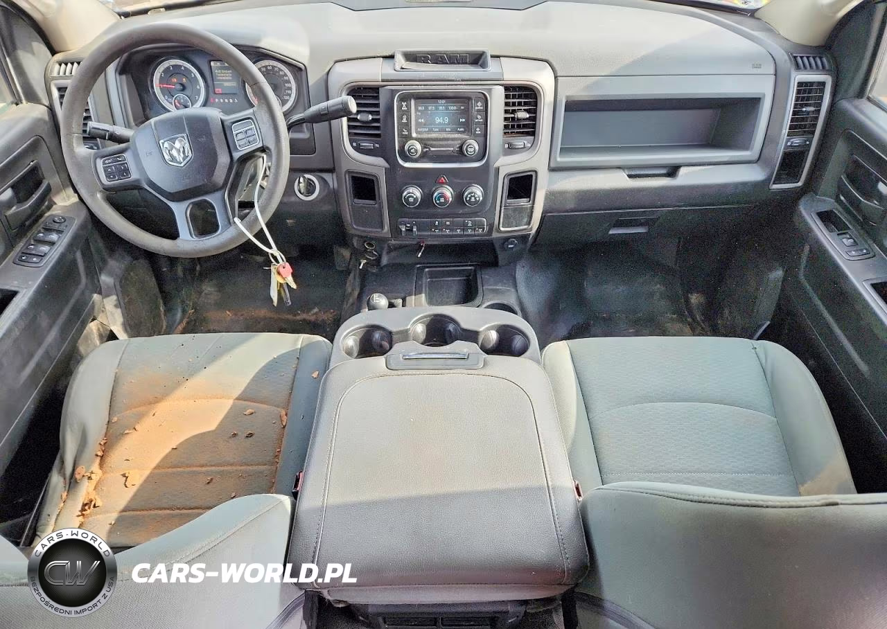 2018 Ram 2500 St VIN:3C6UR5CJ1JG216971 - 8