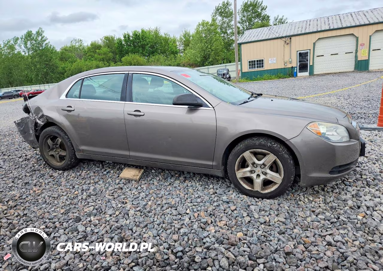 2010 Chevrolet Malibu Ls VIN:1G1ZA5E08AF283345 - 4