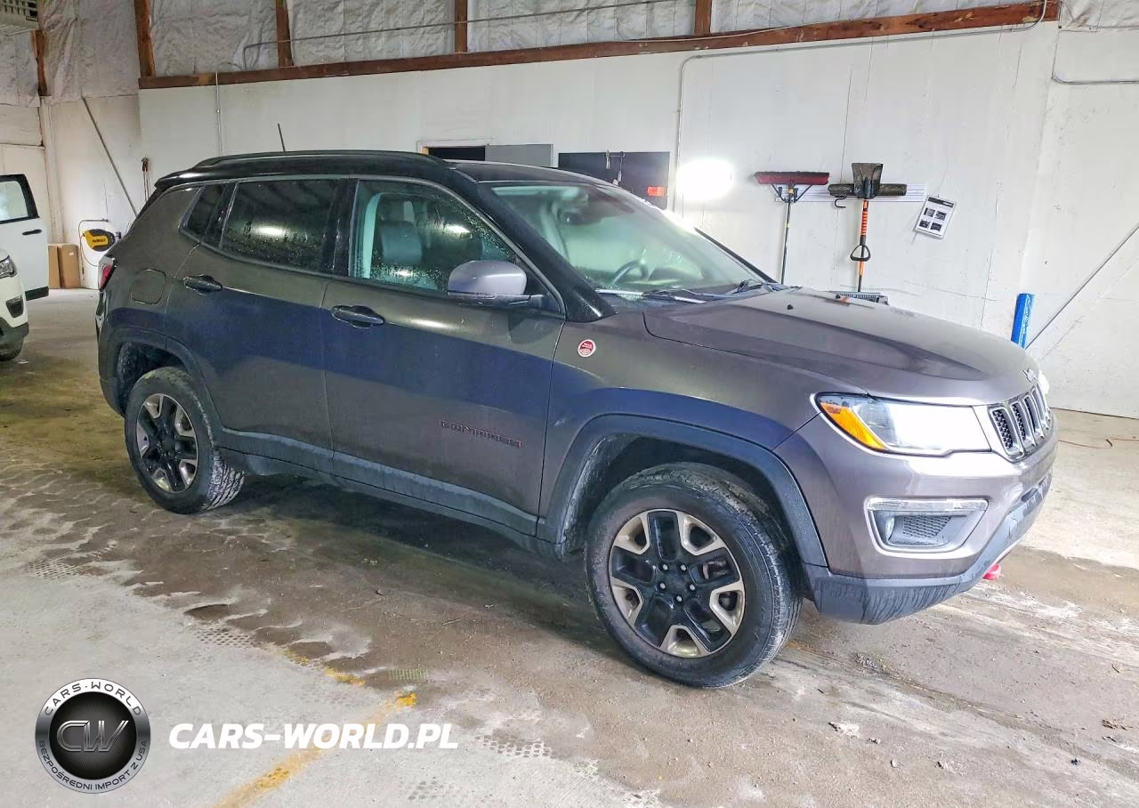 2017 Jeep Compass Trailhawk VIN:3C4NJDDB9HT639840 - 4