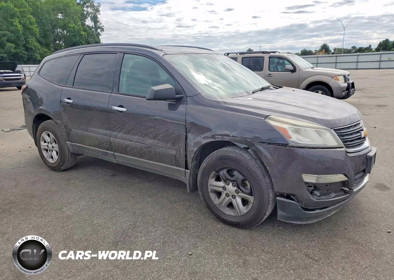 2015 Chevrolet Traverse Ls VIN:1GNKVFED6FJ340076 - 4