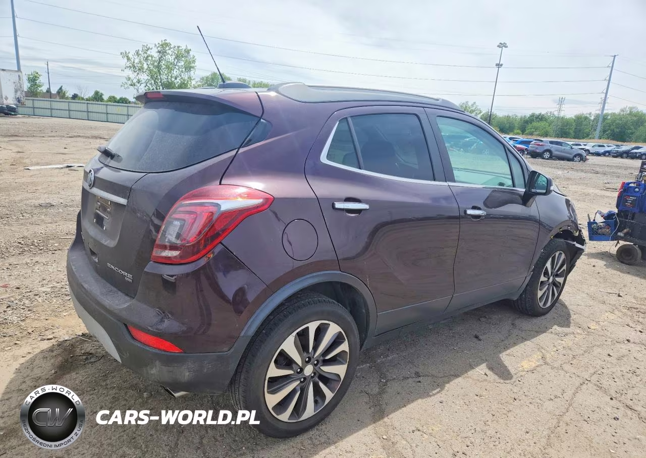 2017 Buick Encore Essence VIN:KL4CJGSB9HB183474 - 3