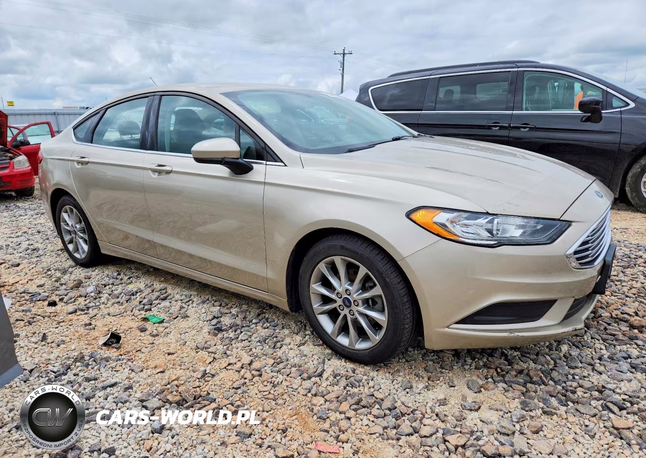 2017 Ford Fusion Se VIN:3FA6P0H73HR374952 - 4